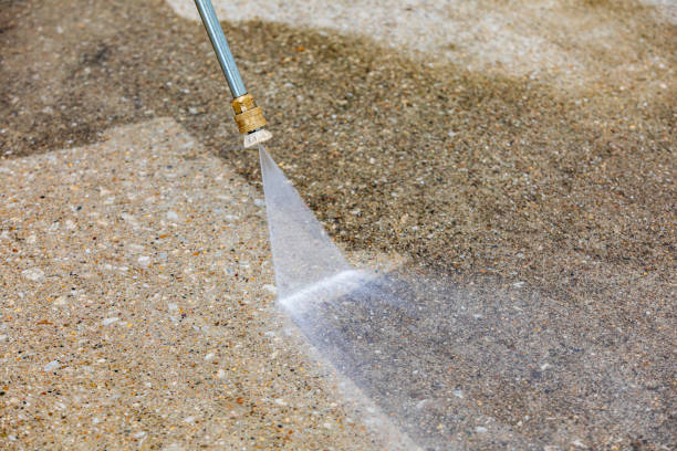  Iowa City, IA Pressure Washing Pros